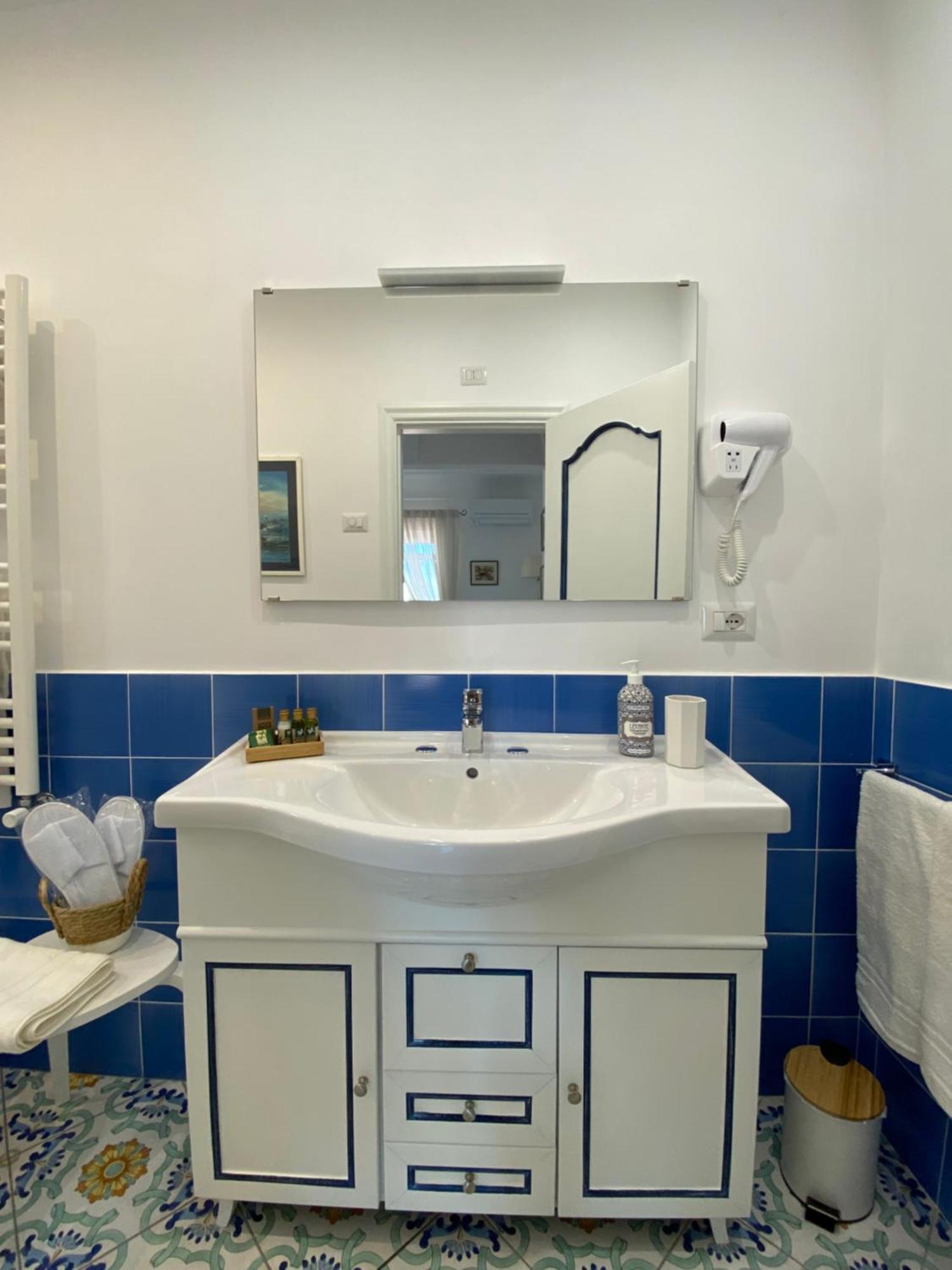 אנה קאפרי B&B La Ciammurrella מראה חיצוני תמונה